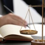 عکس مربوط قوانین حقوقی به افترا و تهمت و نشر اکاذیب